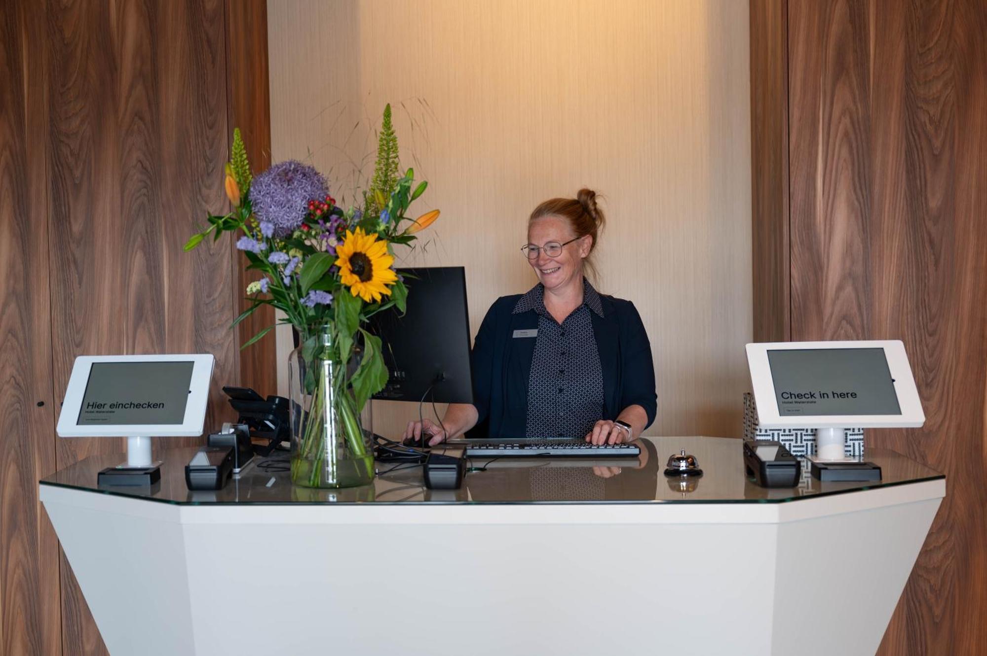 Hotel Waterstate غوس المظهر الخارجي الصورة
